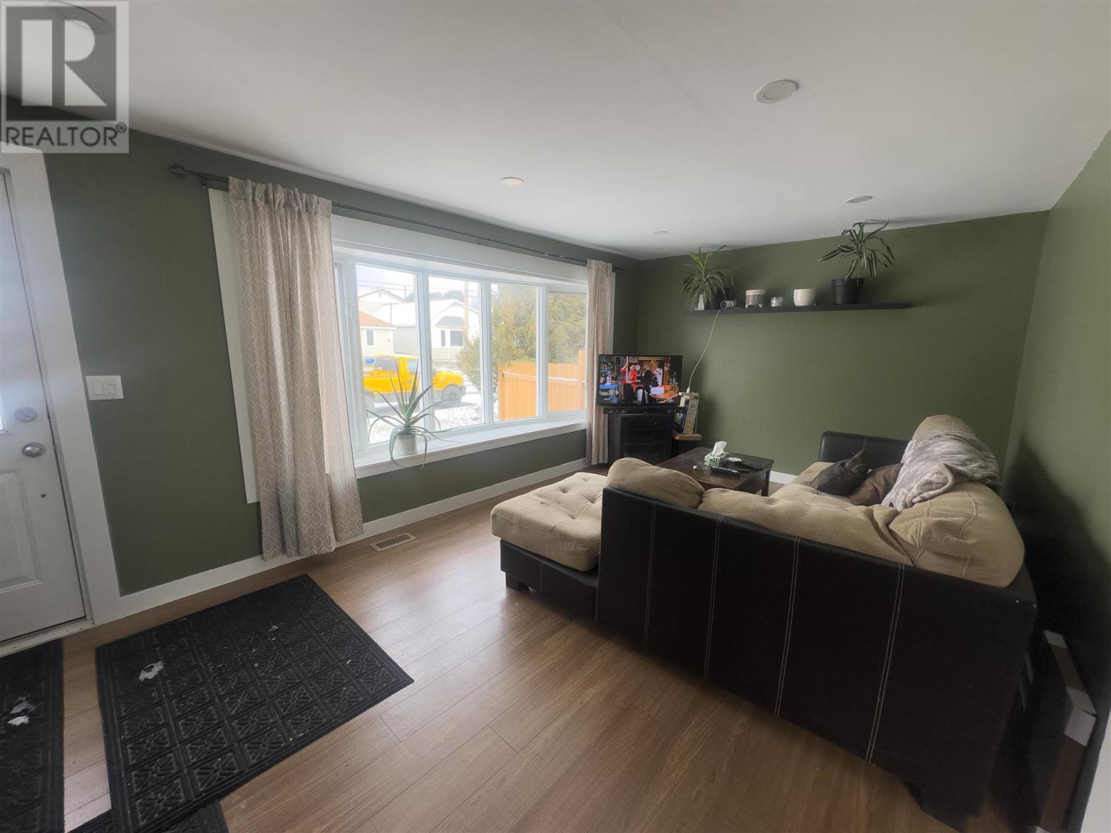 129 John St, Geraldton, Ontario  P0T 1M0 - Photo 3 - TB243594