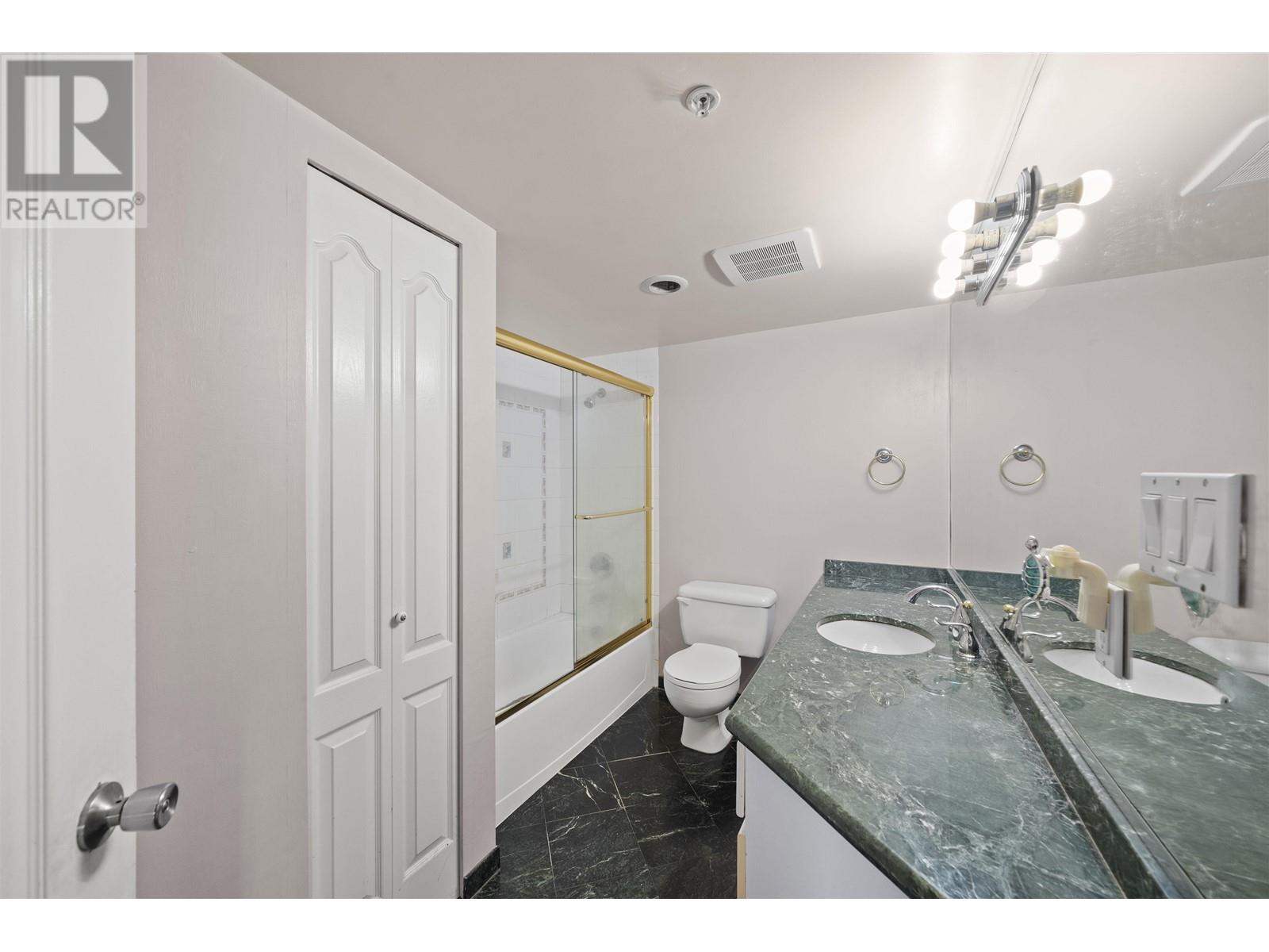 Listing Picture 12 of 24 : 1109 3455 ASCOT PLACE, Vancouver / 溫哥華 - 魯藝地產 Yvonne Lu Group - MLS Medallion Club Member