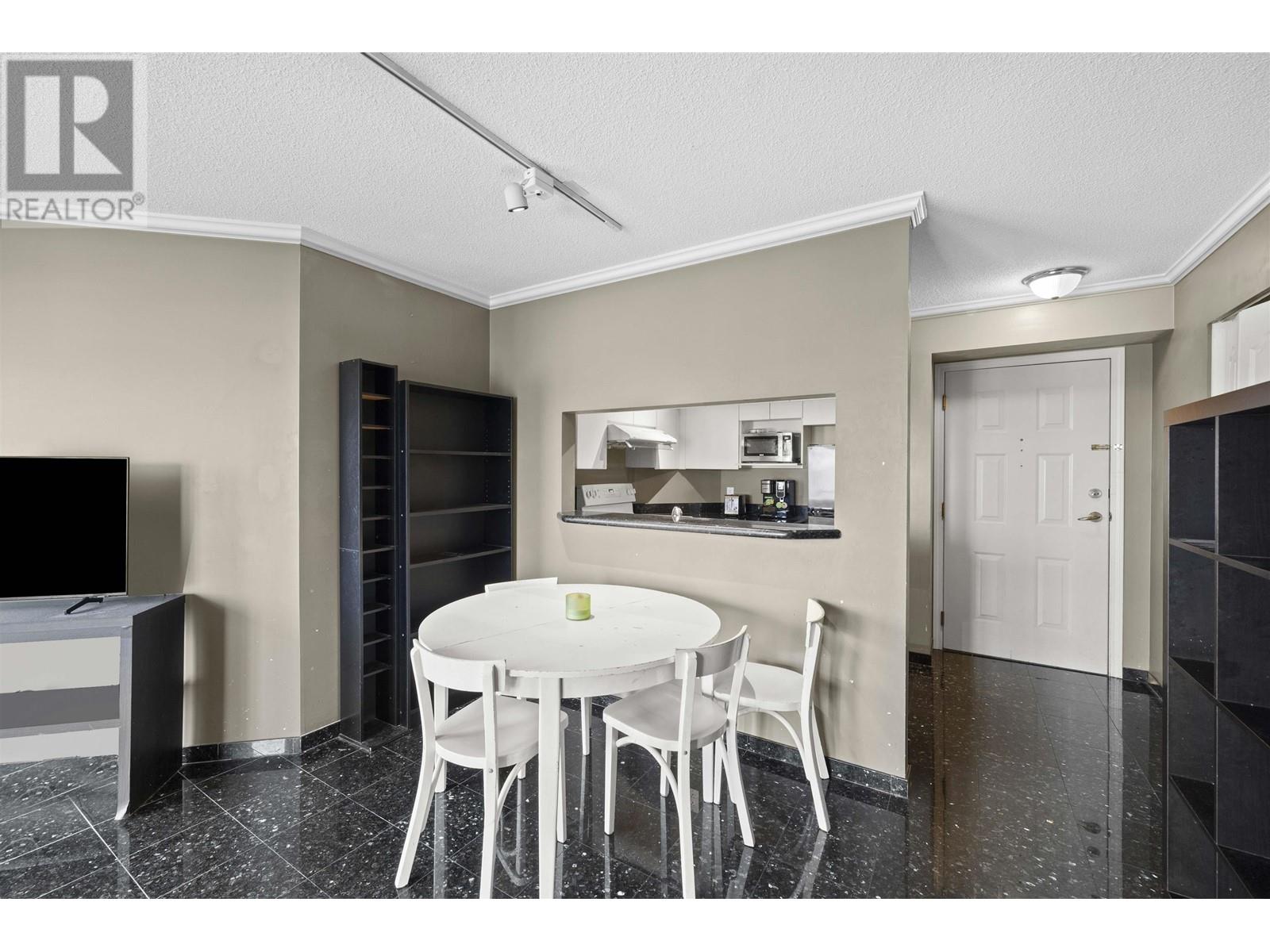 Listing Picture 5 of 24 : 1109 3455 ASCOT PLACE, Vancouver / 溫哥華 - 魯藝地產 Yvonne Lu Group - MLS Medallion Club Member