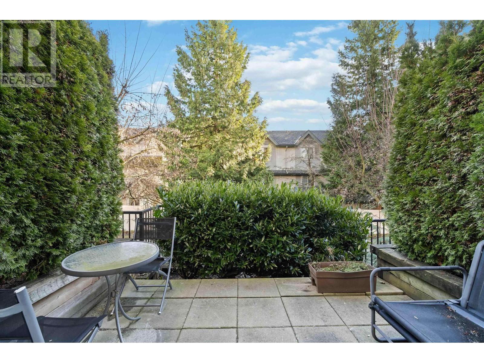 Listing Picture 18 of 19 : 116 7250 18TH AVENUE, Burnaby / 本拿比 - 魯藝地產 Yvonne Lu Group - MLS Medallion Club Member