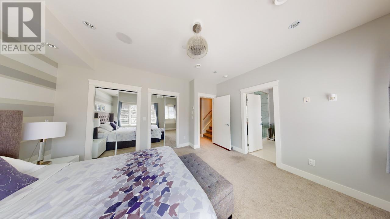 Listing Picture 21 of 39 : 3317 E 3RD AVENUE, Vancouver / 溫哥華 - 魯藝地產 Yvonne Lu Group - MLS Medallion Club Member