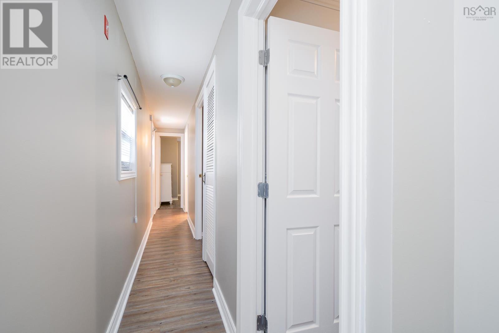 104 Butts Street, Sydney Mines, Nova Scotia  B1V 1N5 - Photo 17 - 202500277