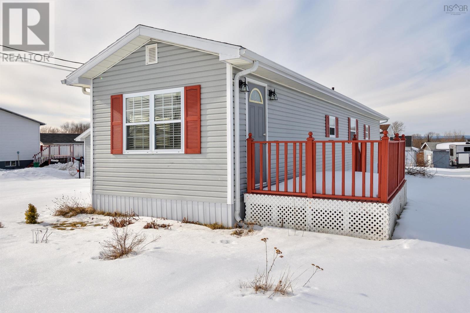 104 Butts Street, Sydney Mines, Nova Scotia  B1V 1N5 - Photo 47 - 202500277