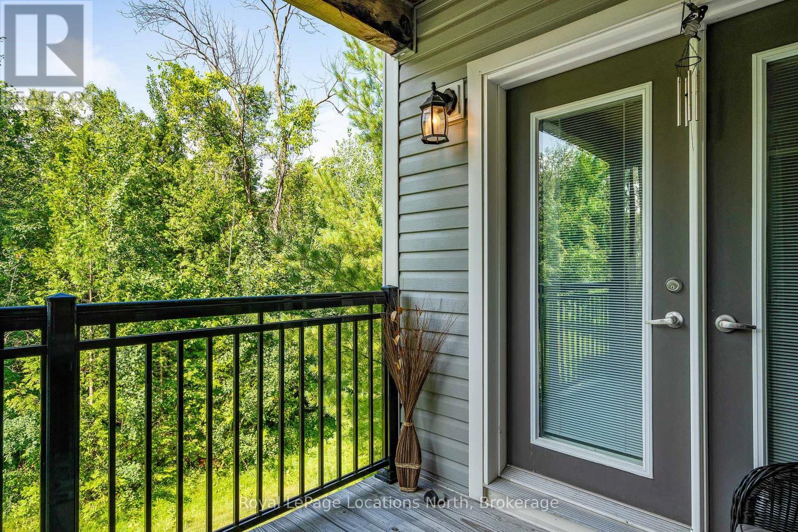 202 - 4 Brandy Lane Drive, Collingwood, Ontario  L9Y 0X4 - Photo 4 - S11992697