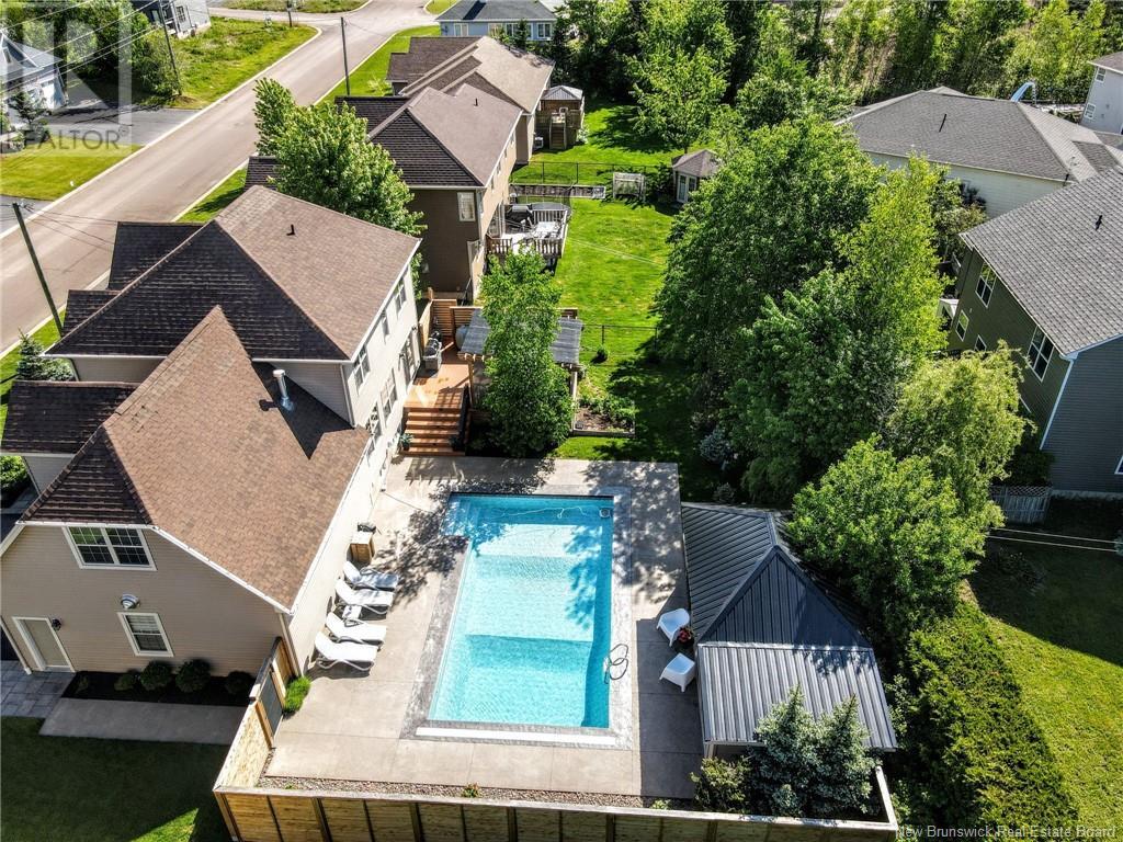 Property at 394 Belliveau Street image 4
