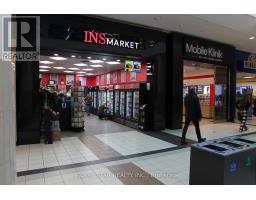 17600 YONGE STREET, Newmarket, Ontario