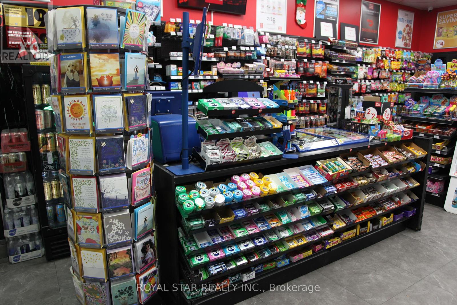 17600 Yonge Street, Newmarket (Woodland Hill), Ontario  L3Y 4Z1 - Photo 7 - N11992352