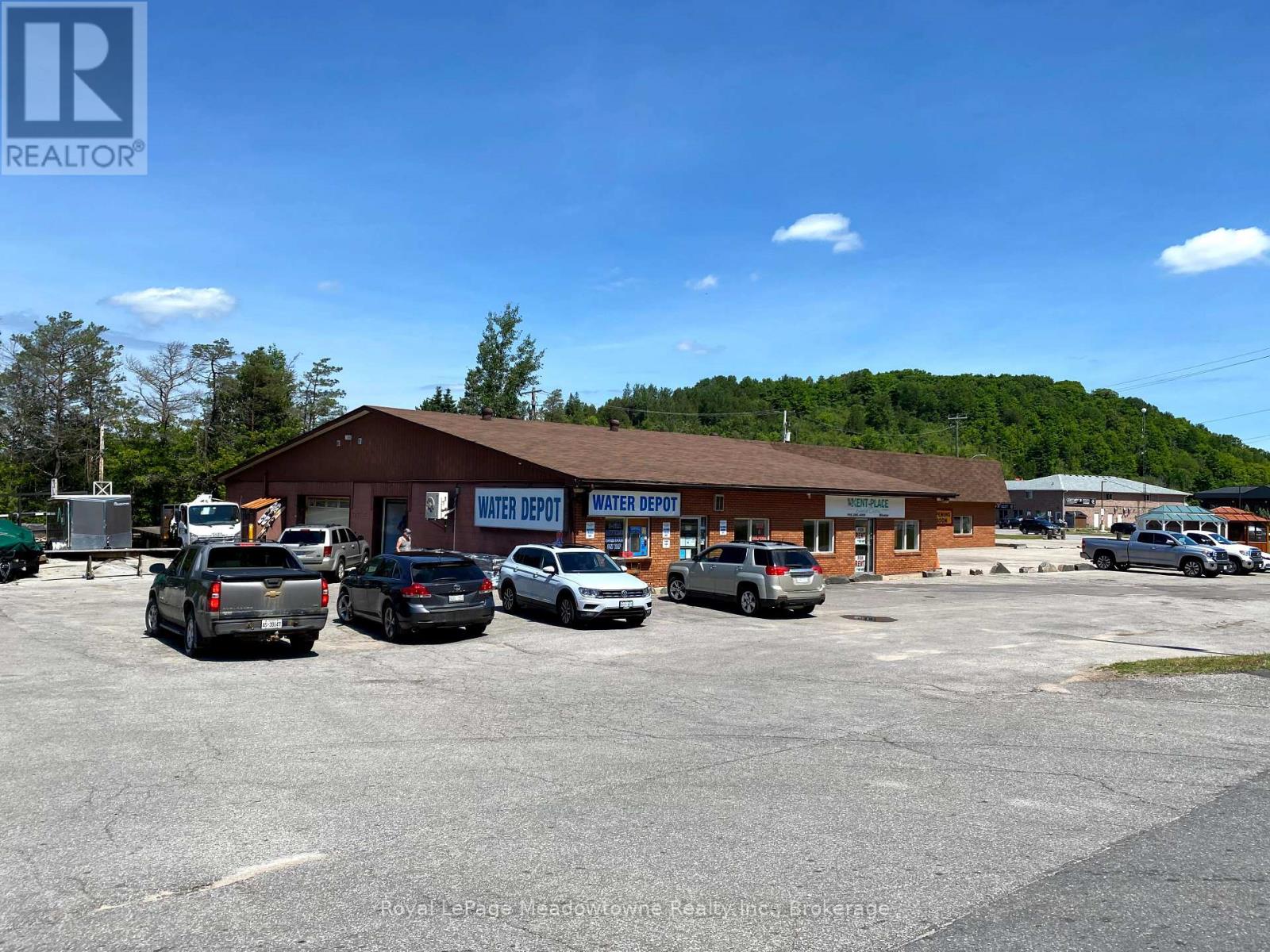 2 - 5 BOBCAYGEON ROAD, Minden Hills, Ontario