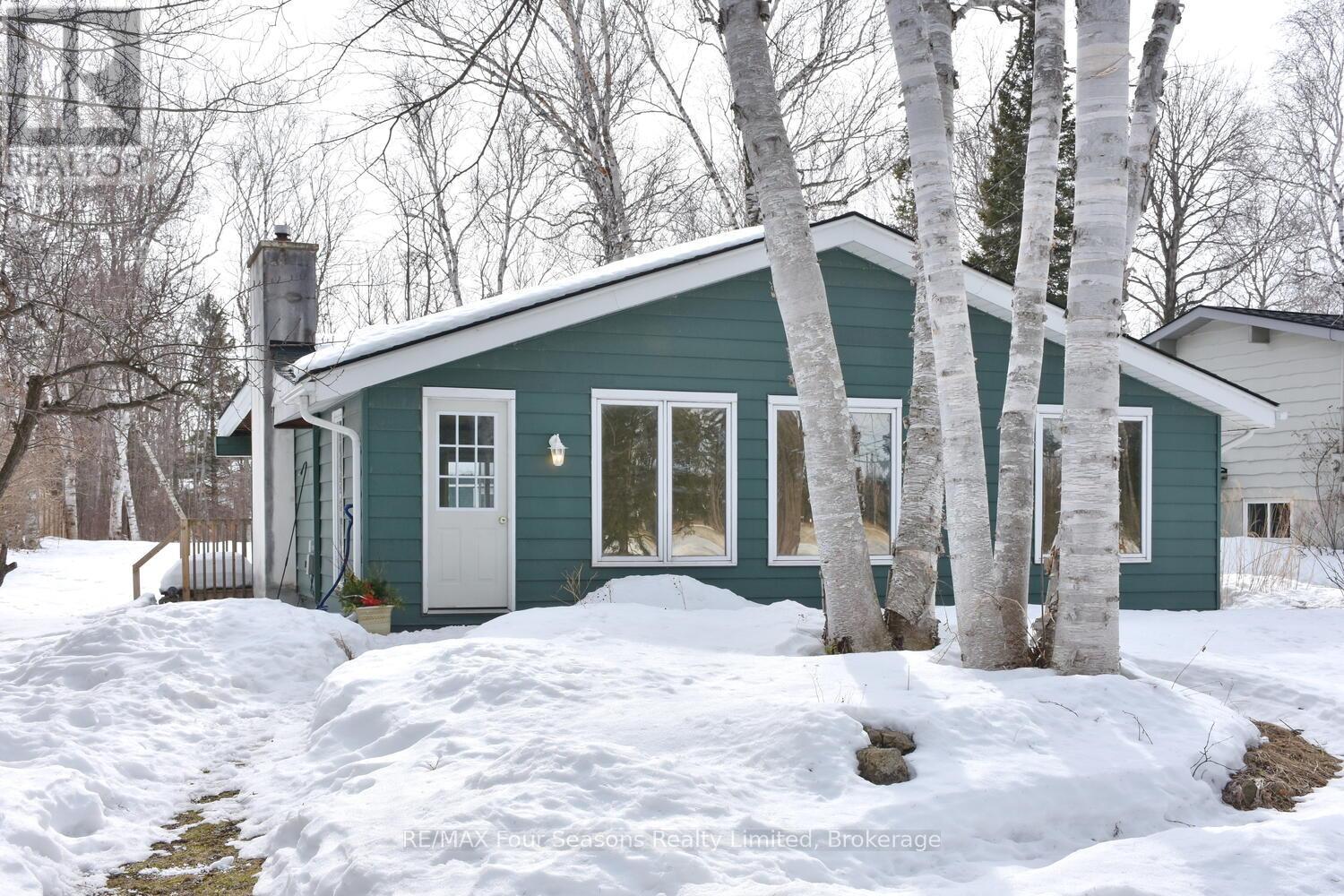 209864 Highway 26, Blue Mountains, Ontario  L9Y 0L1 - Photo 3 - X11992799