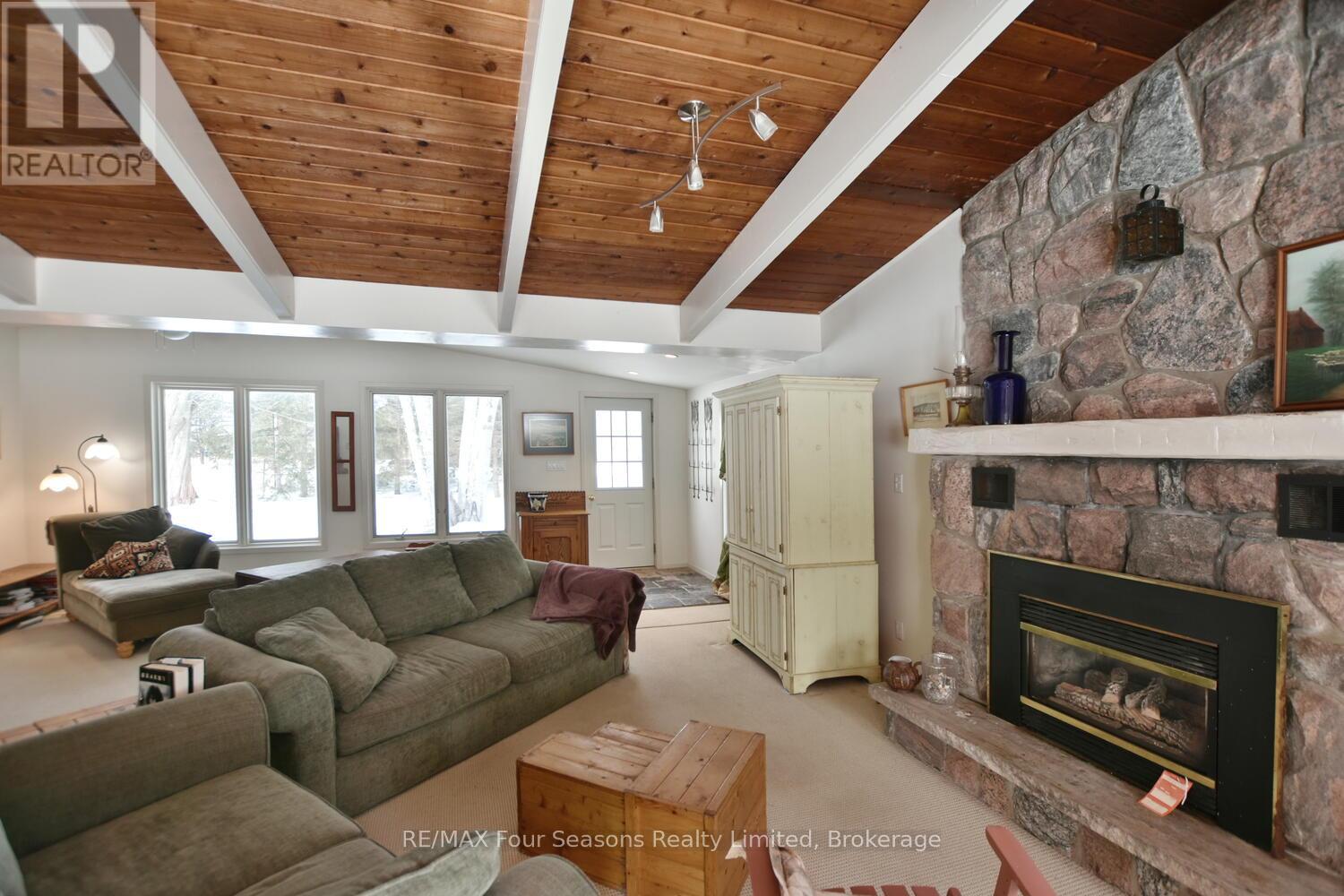 209864 Highway 26, Blue Mountains, Ontario  L9Y 0L1 - Photo 8 - X11992799
