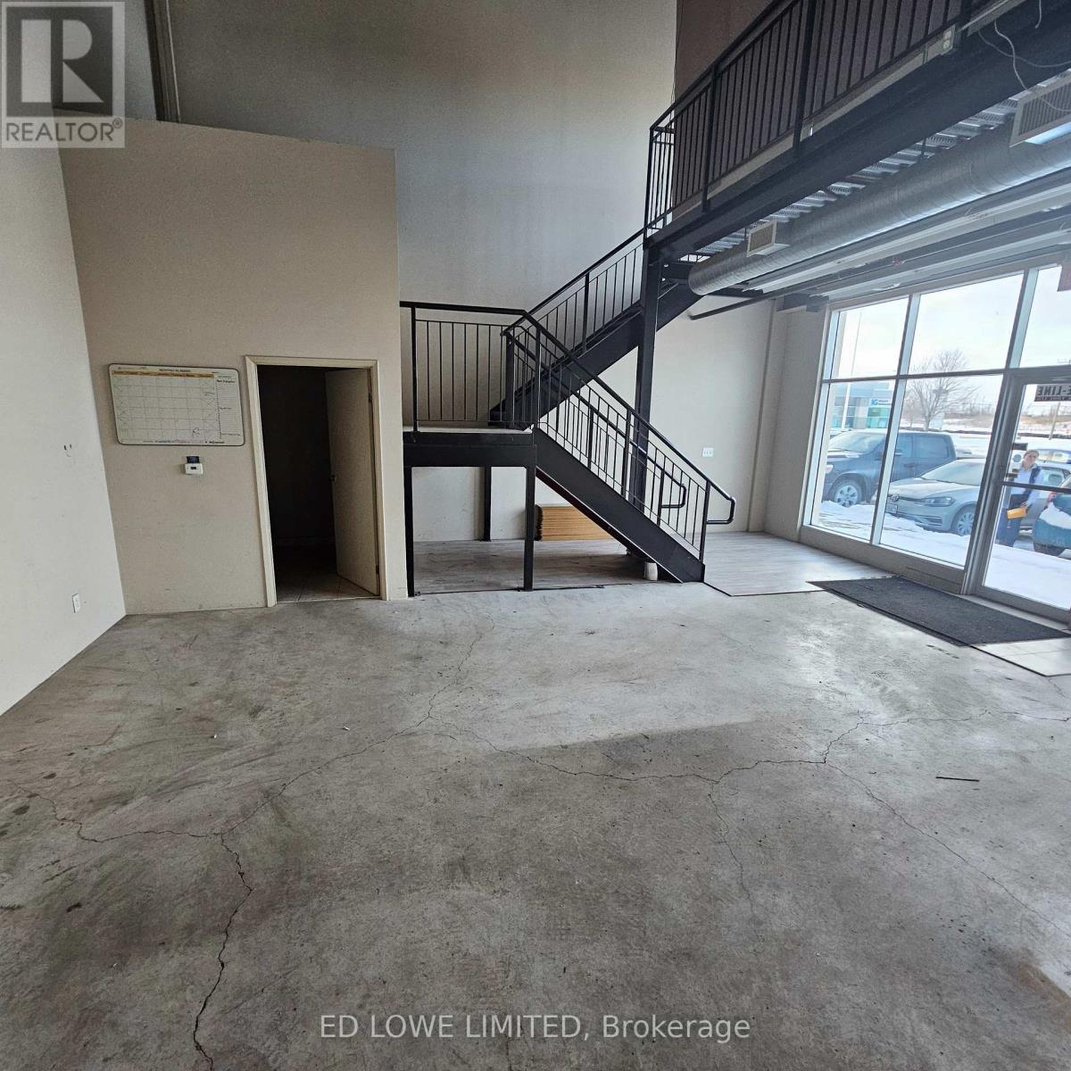 L - M - 132 Commerce Park Drive, Barrie, Ontario  L4N 8W8 - Photo 4 - S9511350