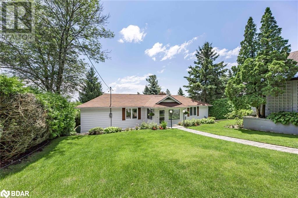 Property at 1125 WOODLAND Drive image 5