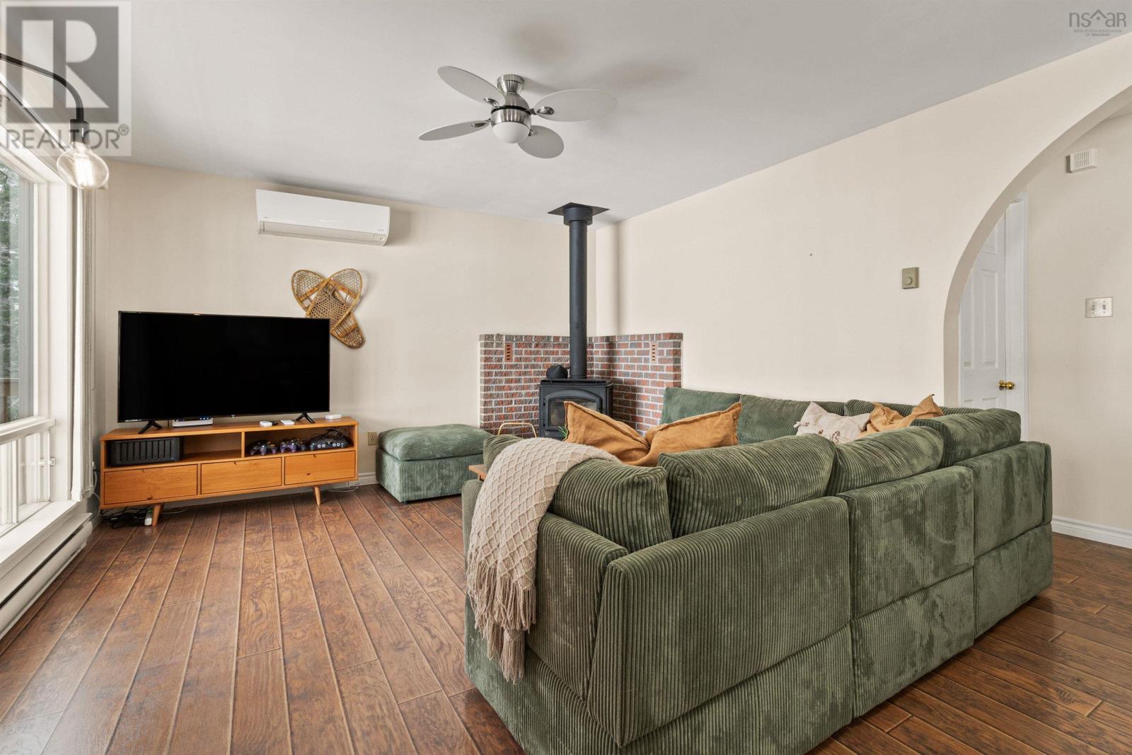 300 Lakeside Drive, Springfield, Nova Scotia  B0R 1H0 - Photo 9 - 202503786