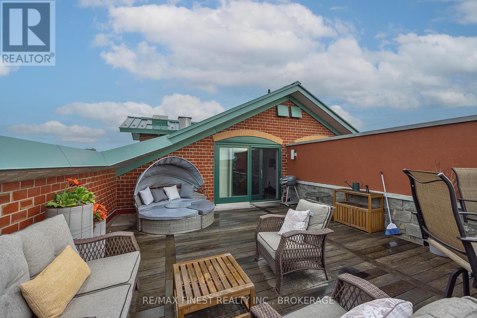 605 - 2 Bay Street, Kingston, Ontario  K7K 6T7 - Photo 44 - X11992823