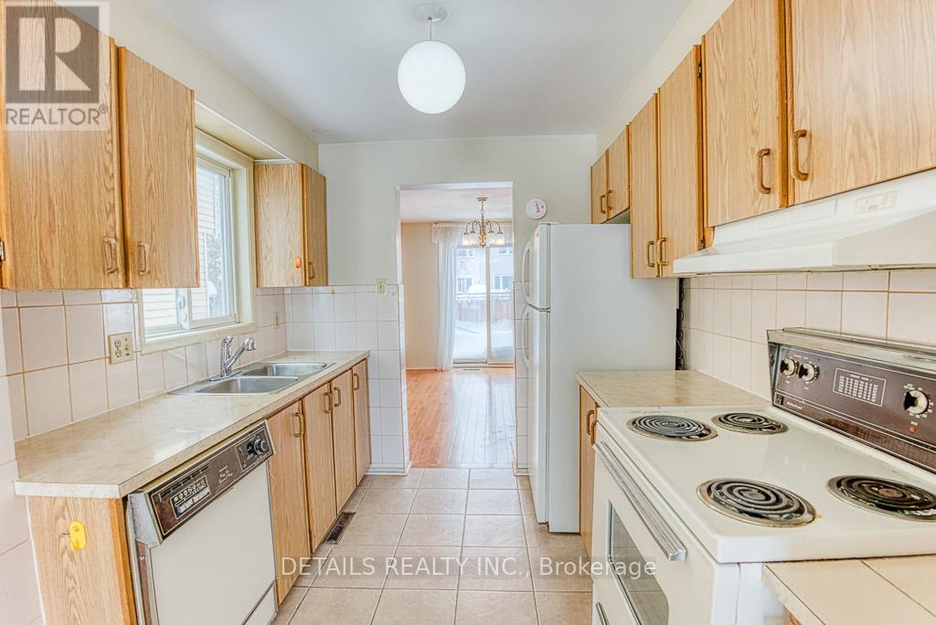 419 Viewmount Drive, Ottawa, Ontario  K2E 7P1 - Photo 8 - X11992959
