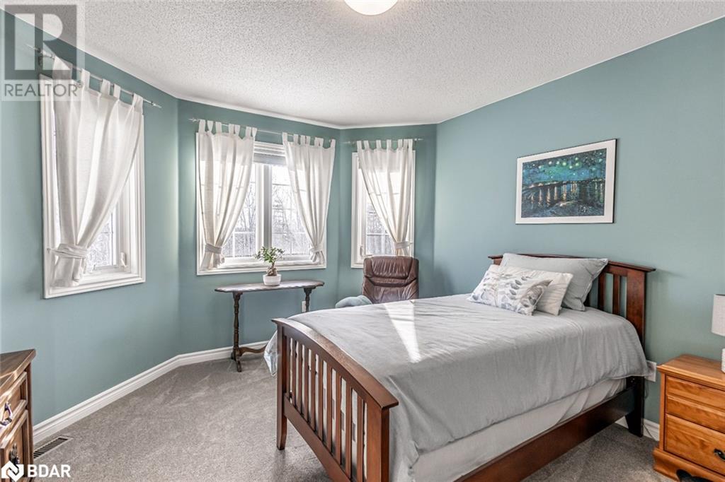 312 Mapleton Avenue, Barrie, Ontario  L4N 5V3 - Photo 10 - 40702246
