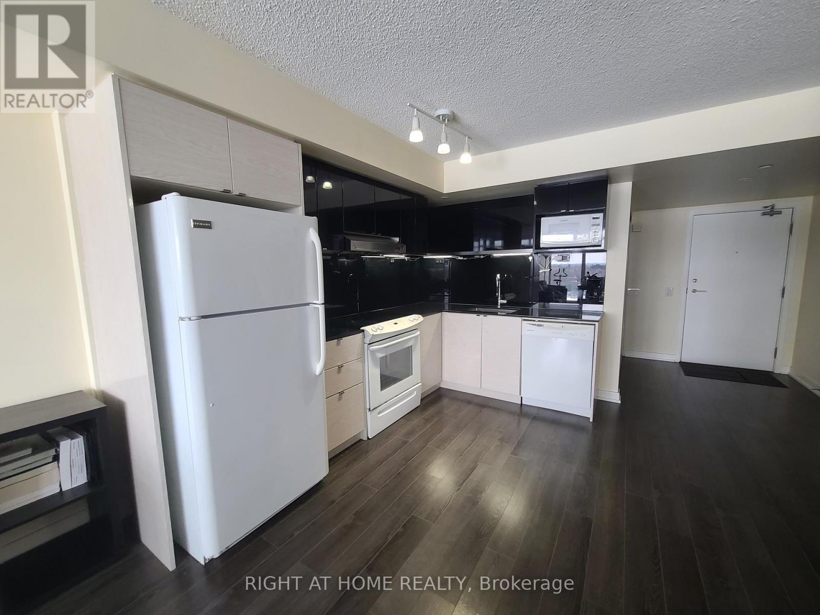 Property at 808 - 72 ESTHER SHINER BOULEVARD image 1