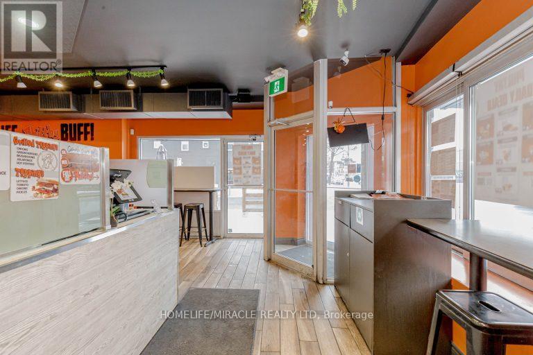 3233 Yonge Street, Toronto (Lawrence Park North), Ontario  M4N 2L5 - Photo 10 - C11992916