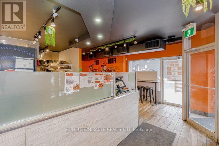 3233 Yonge Street, Toronto (Lawrence Park North), Ontario  M4N 2L5 - Photo 11 - C11992916