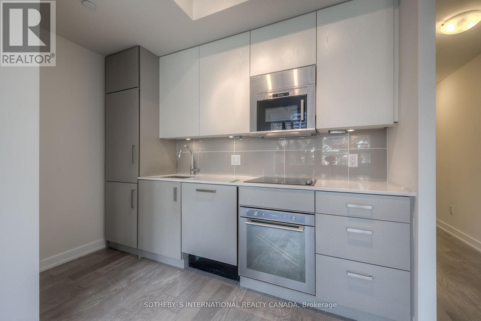 203 - 17 Dundonald Street, Toronto, Ontario  M4Y 1K3 - Photo 4 - C11992940