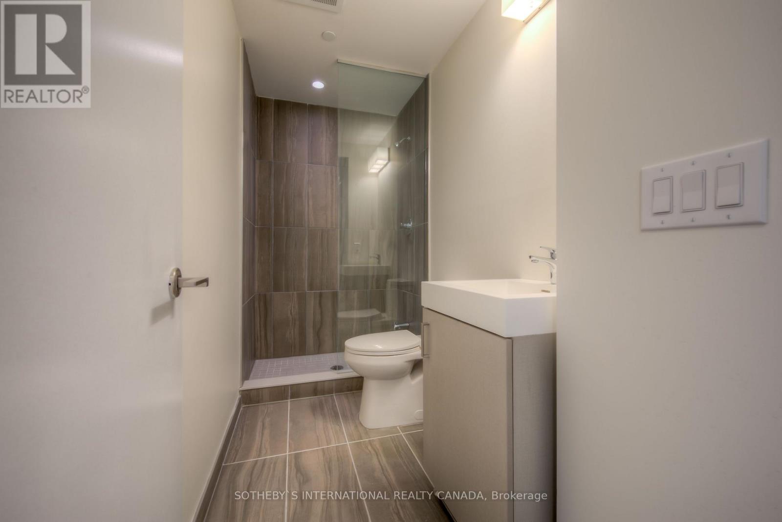 203 - 17 Dundonald Street, Toronto, Ontario  M4Y 1K3 - Photo 5 - C11992940