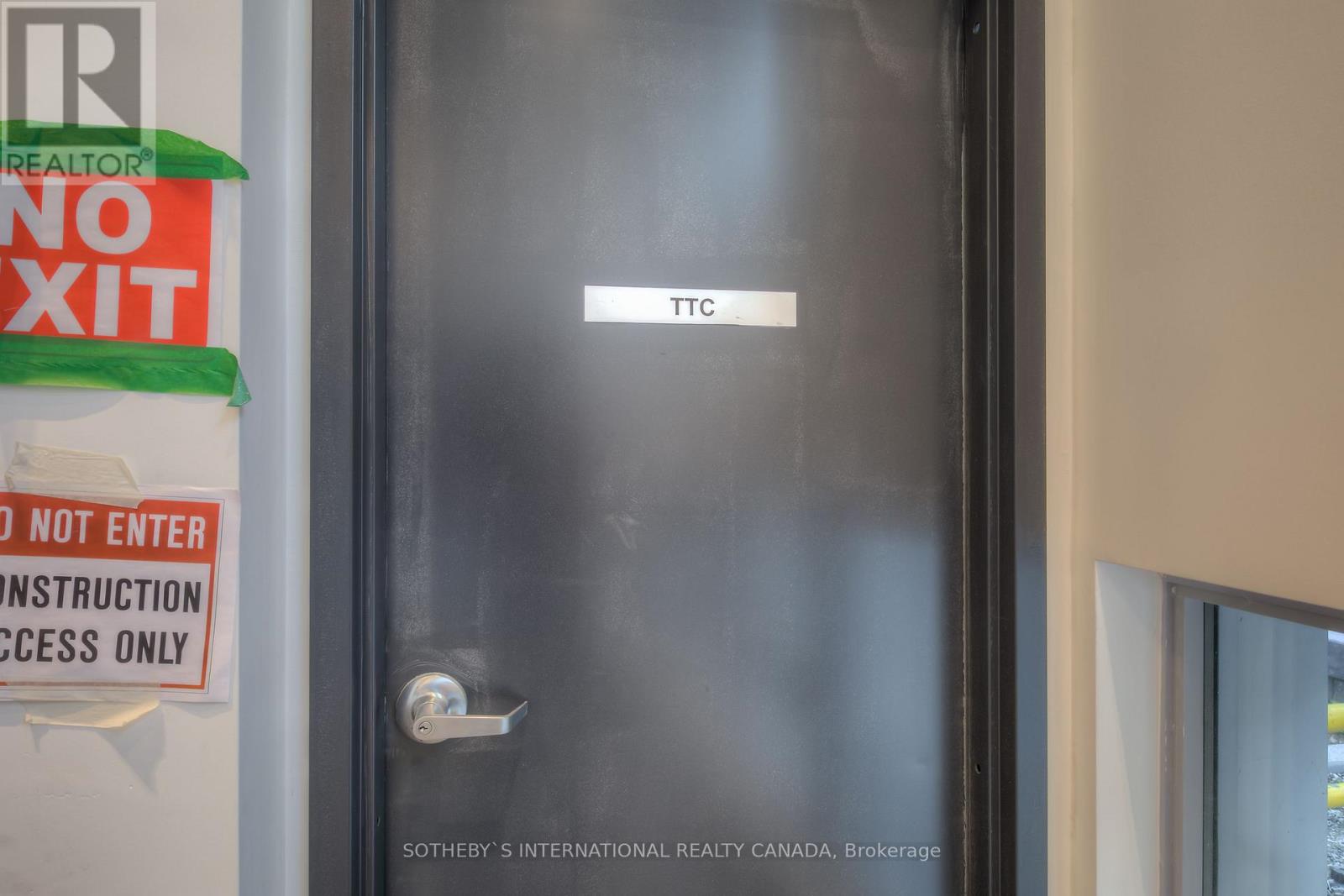 203 - 17 Dundonald Street, Toronto, Ontario  M4Y 1K3 - Photo 9 - C11992940
