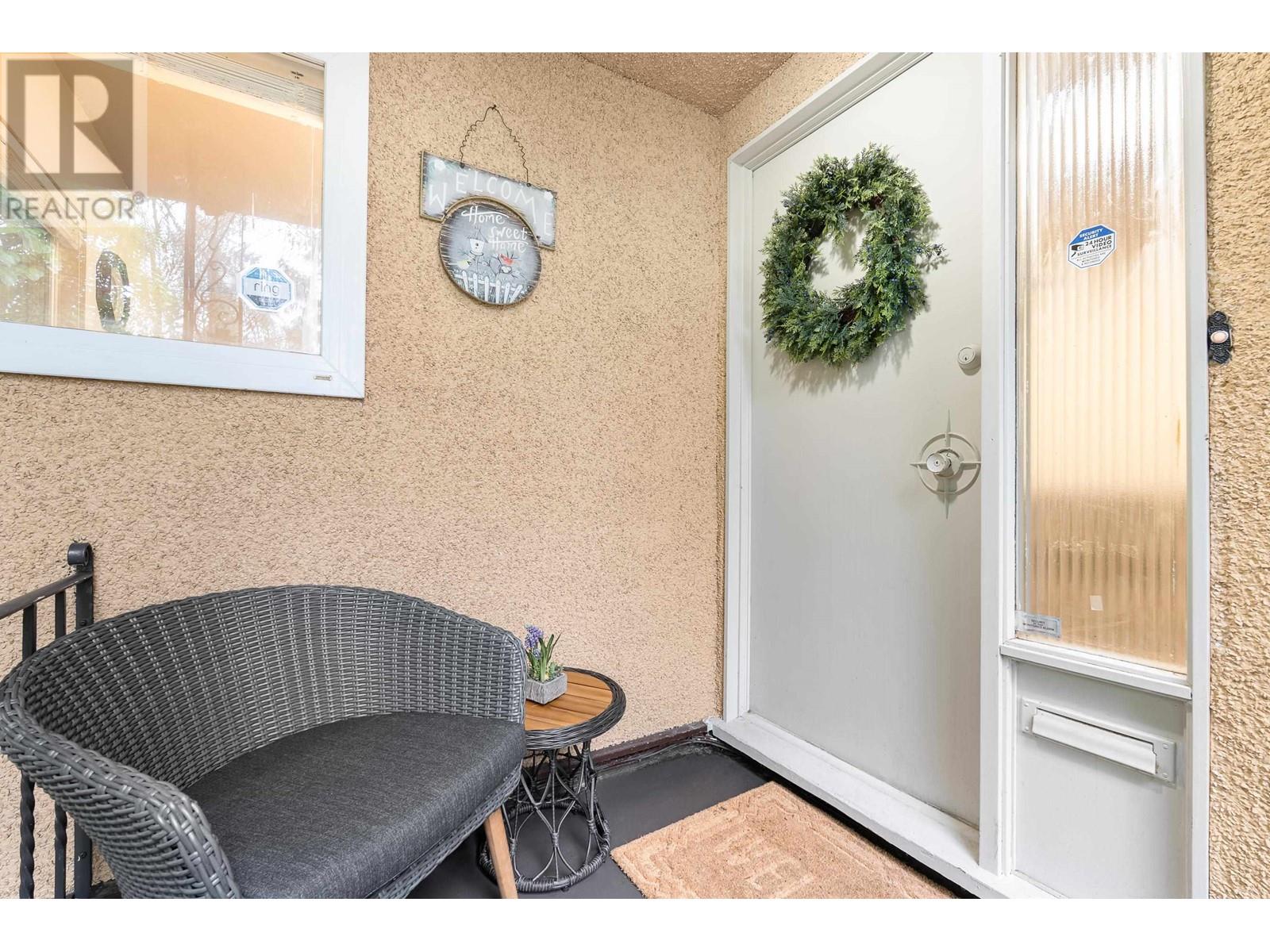 1068 Canyon Boulevard, North Vancouver, British Columbia  V7R 2K4 - Photo 3 - R2971365