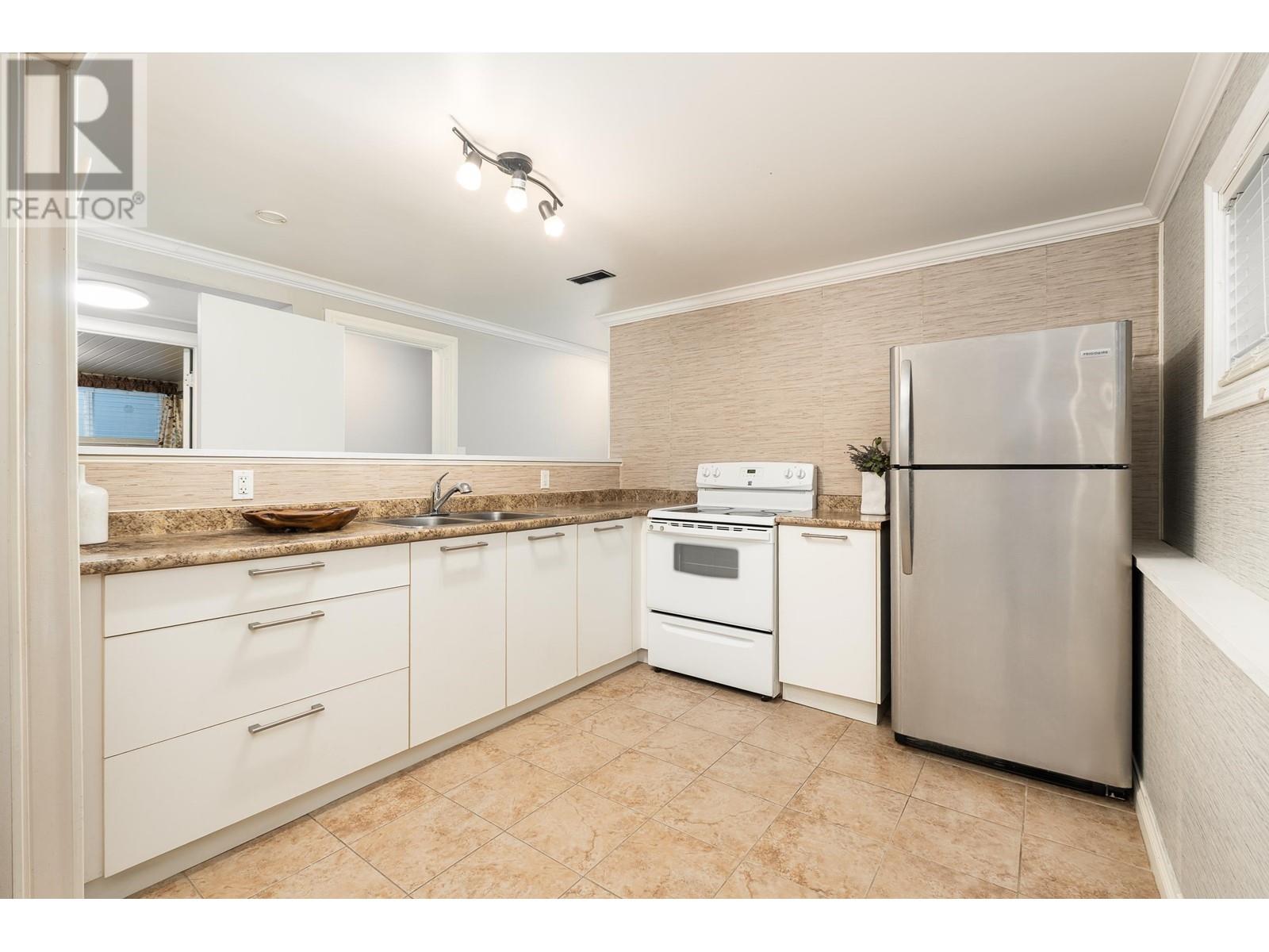 1068 Canyon Boulevard, North Vancouver, British Columbia  V7R 2K4 - Photo 23 - R2971365
