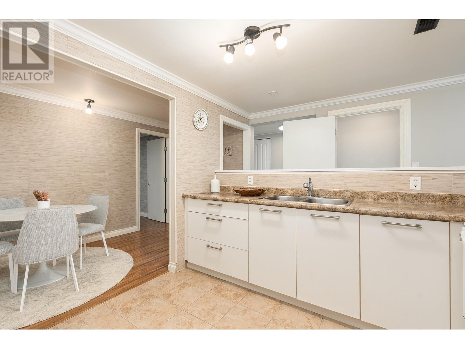 1068 Canyon Boulevard, North Vancouver, British Columbia  V7R 2K4 - Photo 24 - R2971365