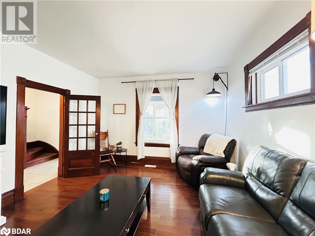 244 13th Street, Hanover, Ontario  N4N 1X2 - Photo 9 - 40701424