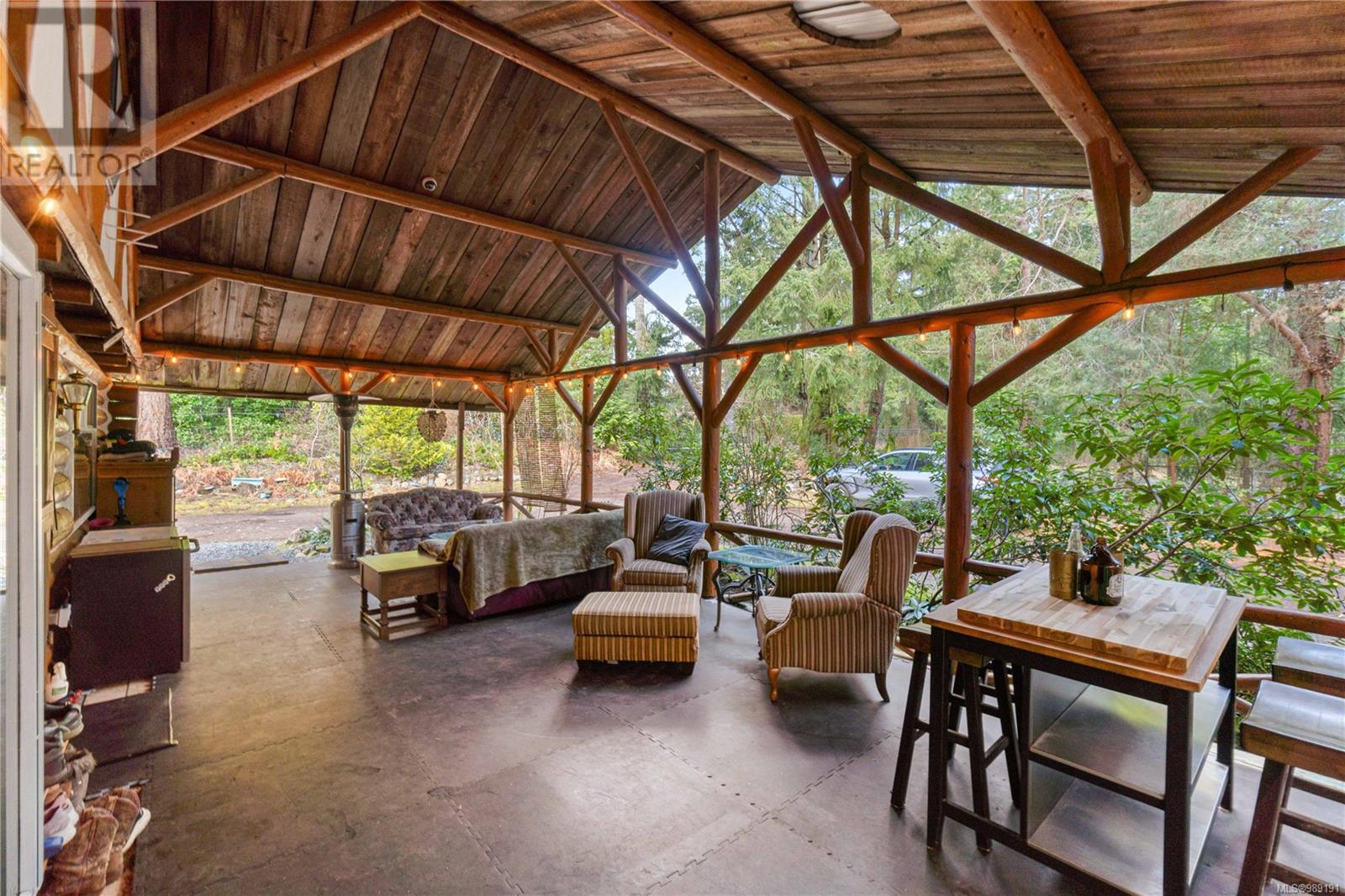 Property at 6743 Aulds Rd image 3