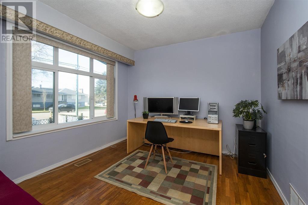 Upper 950 Nanaimo Street, Vancouver, British Columbia  V5L 4S9 - Photo 11 - R2971686