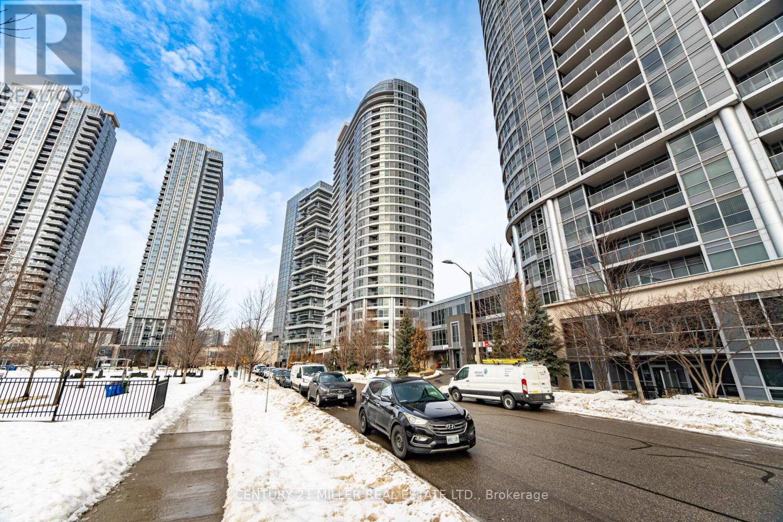 216 - 181 Village Green Square, Toronto, Ontario  M1S 0K6 - Photo 1 - E11993028