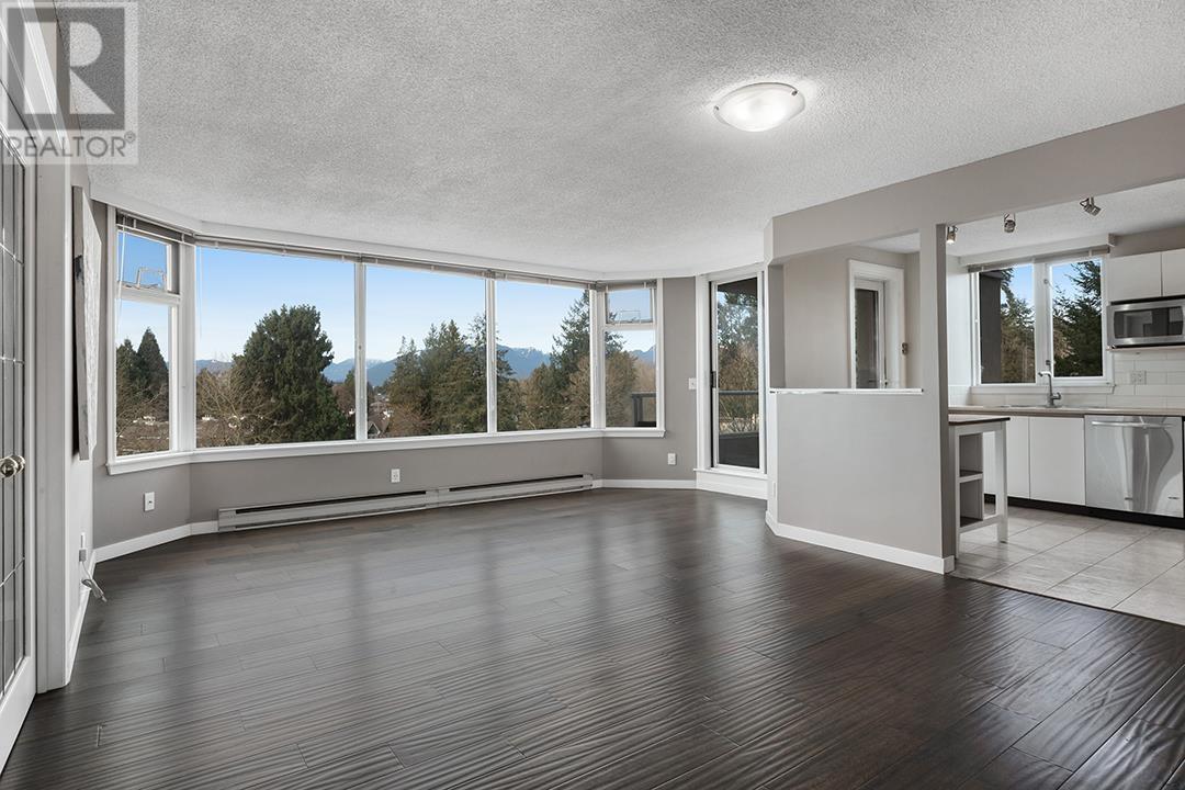 Listing Picture 3 of 25 : 705 7321 HALIFAX STREET, Burnaby / 本拿比 - 魯藝地產 Yvonne Lu Group - MLS Medallion Club Member
