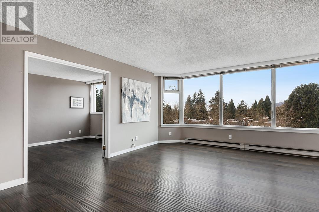 Listing Picture 6 of 25 : 705 7321 HALIFAX STREET, Burnaby / 本拿比 - 魯藝地產 Yvonne Lu Group - MLS Medallion Club Member