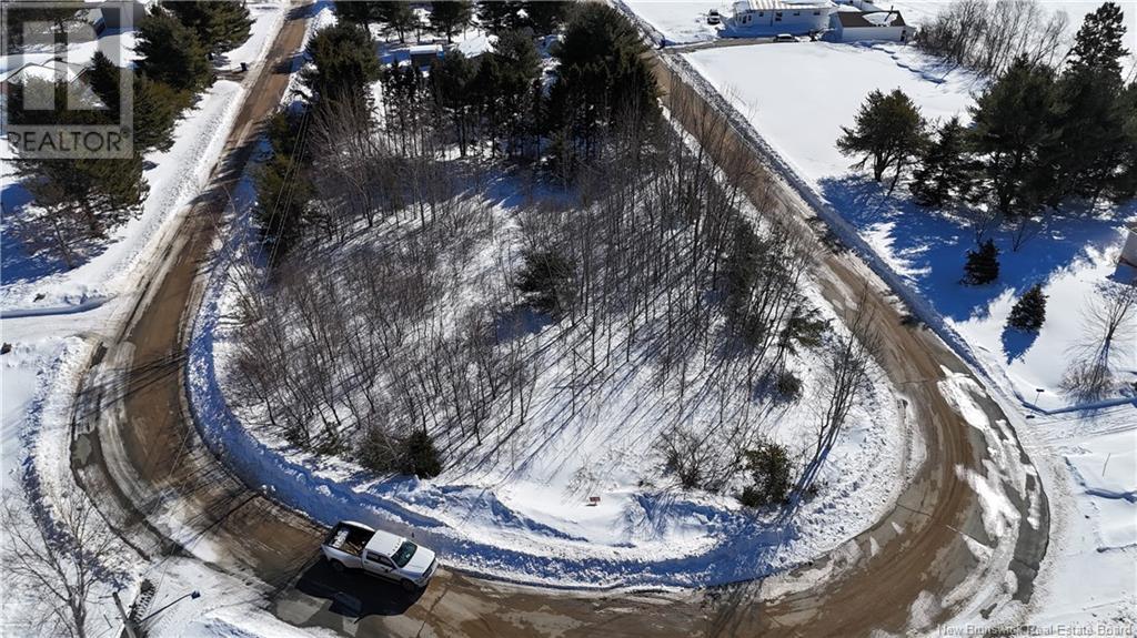 2 Rockcliff Boulevard, Miramichi, New Brunswick  E1V 7C5 - Photo 2 - NB113261