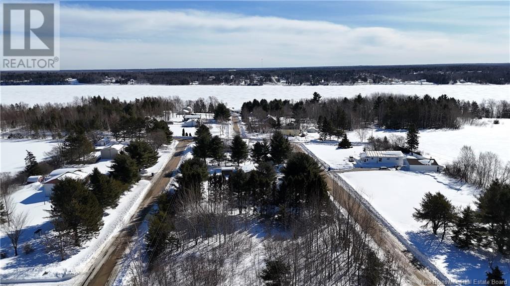 2 Rockcliff Boulevard, Miramichi, New Brunswick  E1V 7C5 - Photo 5 - NB113261