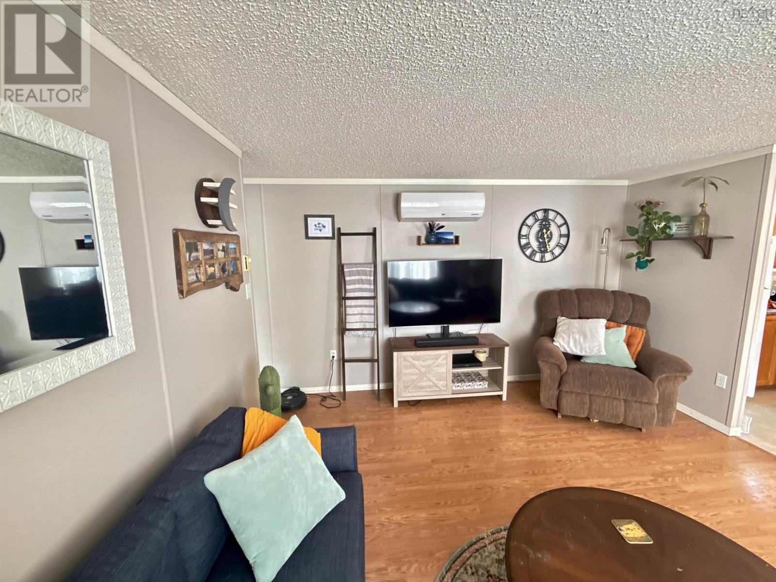 302 Harmony Road, Truro, Nova Scotia  B6L 3P8 - Photo 8 - 202503795