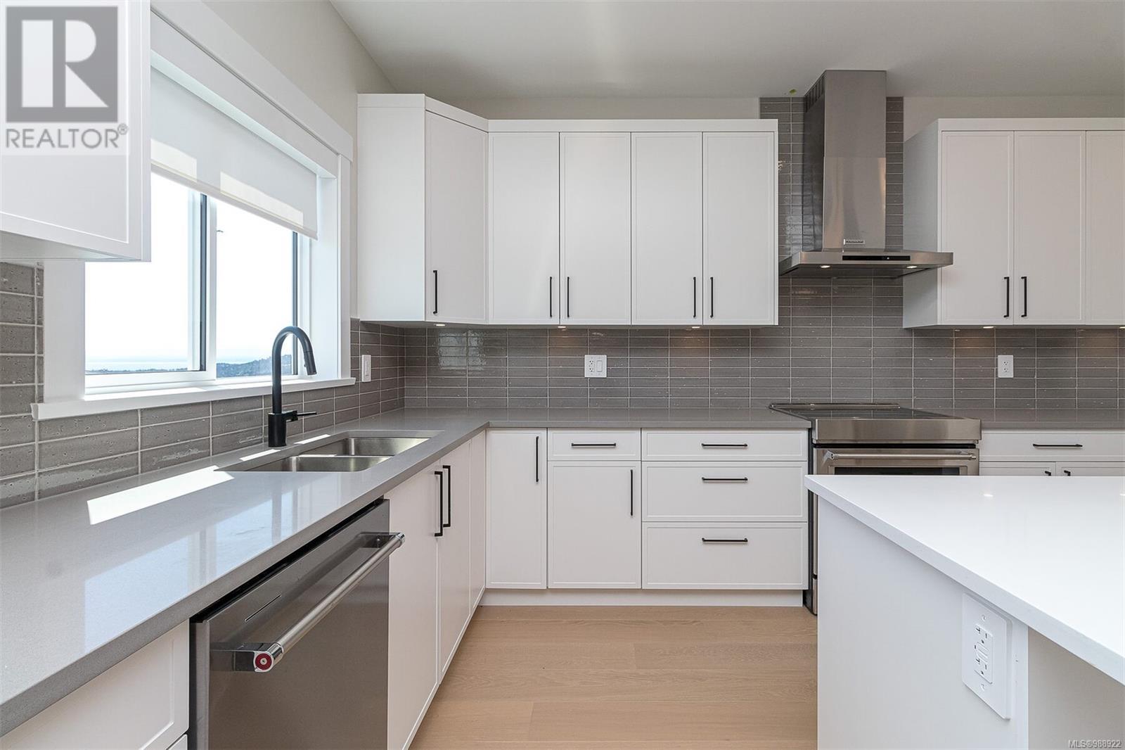 Property at 2644 Mica Pl image 4