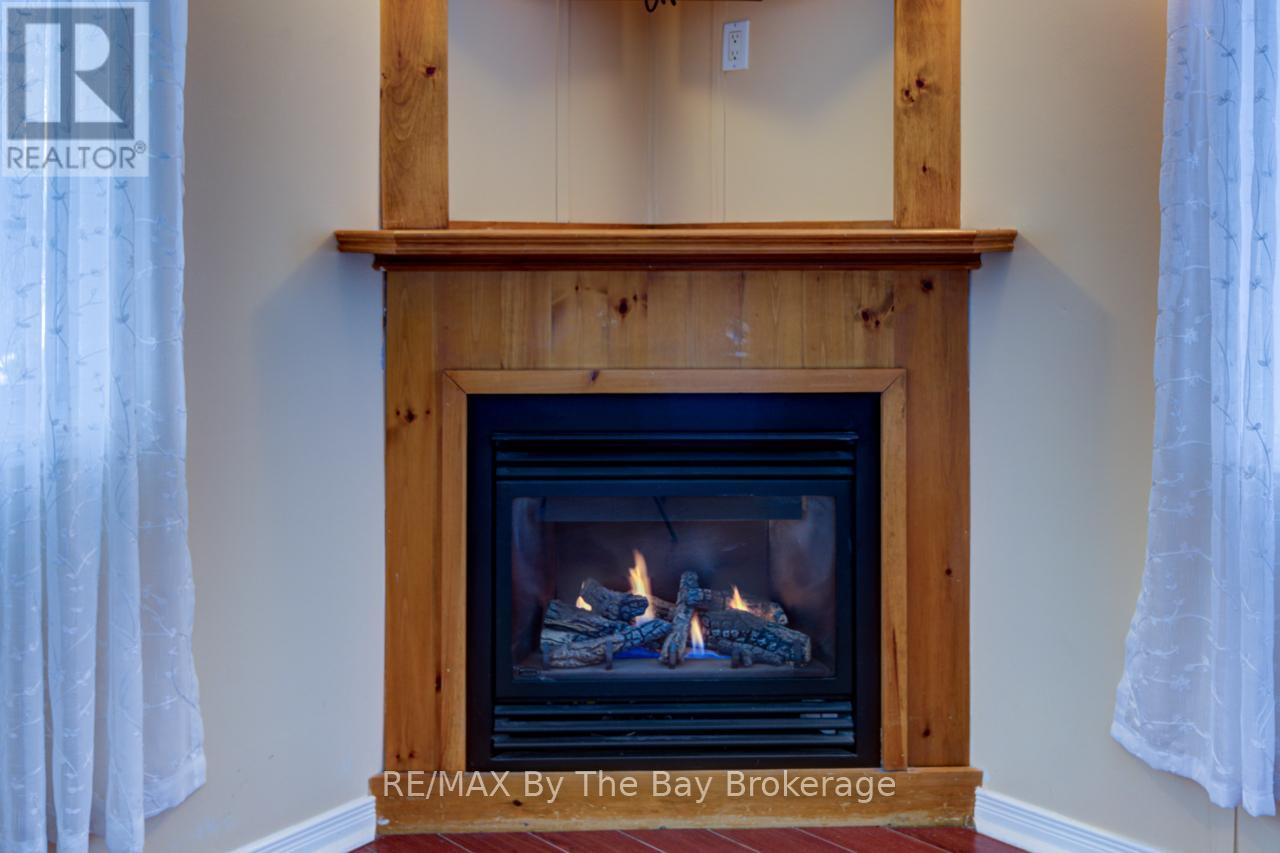 60 Topaz Street, Wasaga Beach, Ontario  L9Z 1X7 - Photo 11 - S11993082