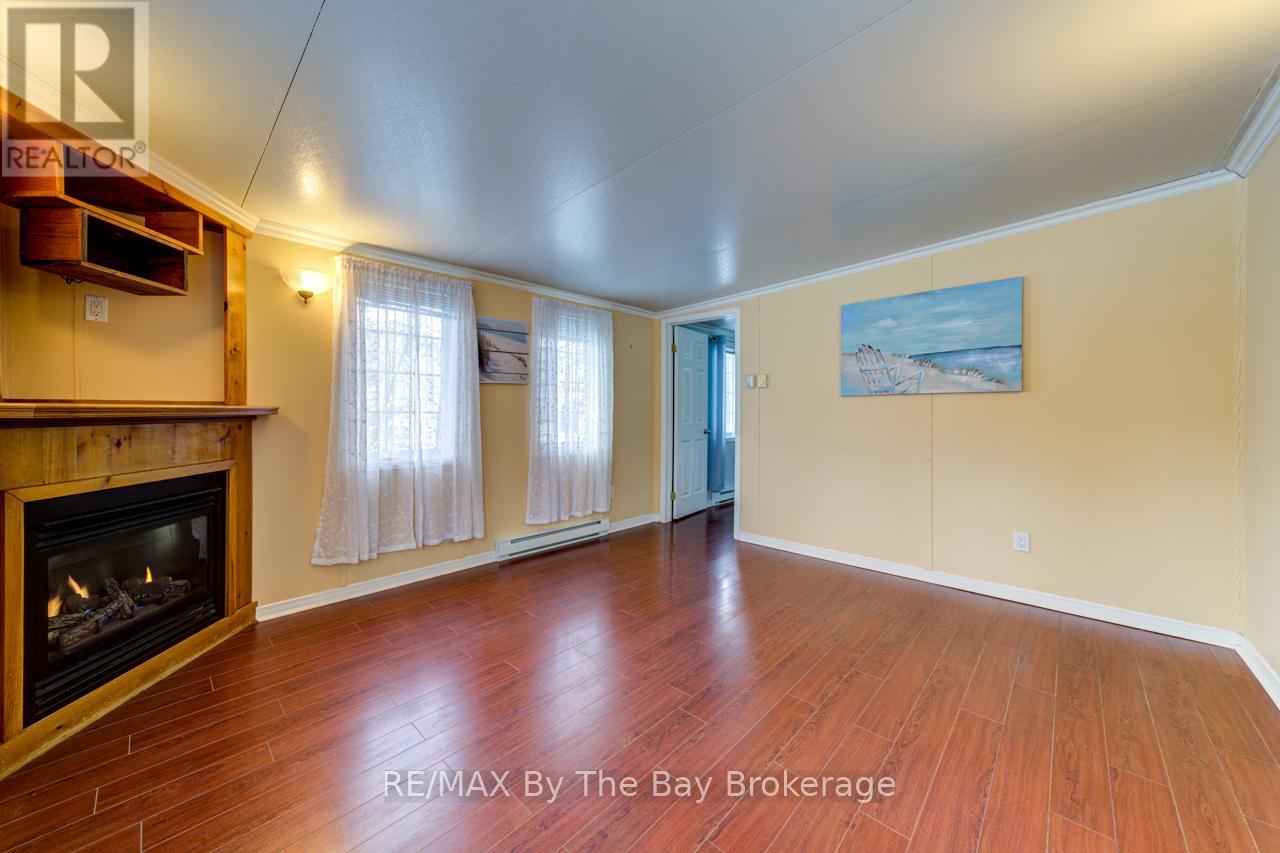 60 Topaz Street, Wasaga Beach, Ontario  L9Z 1X7 - Photo 14 - S11993082