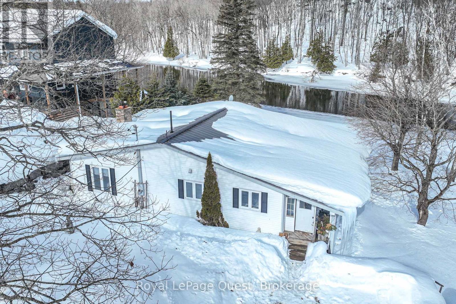 3012 Moynes Road, Severn, Ontario  L0K 2B0 - Photo 2 - S11993110