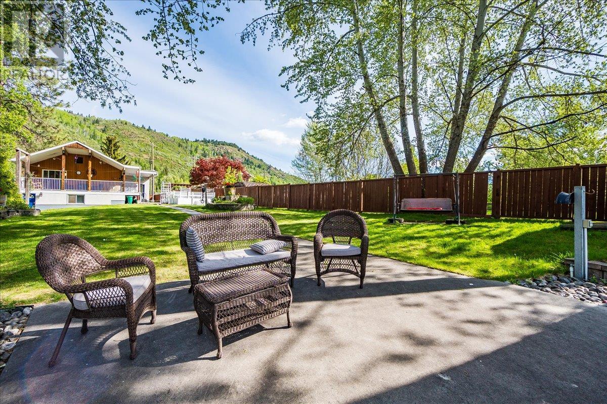 Property at 705 8TH Avenue image 5