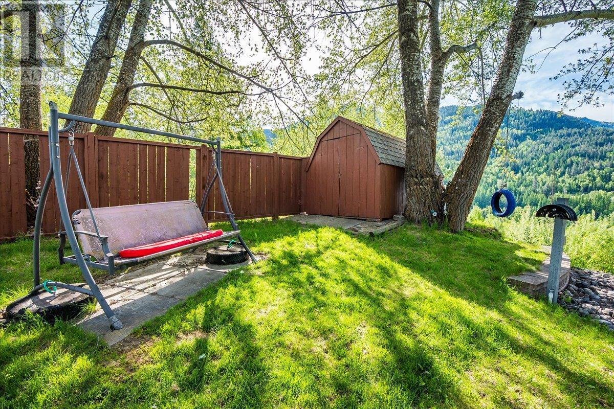 Property at 705 8TH Avenue image 3