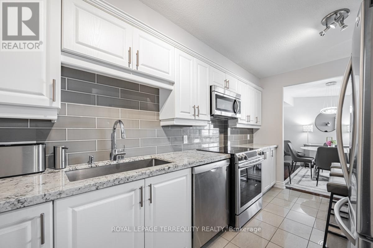 A44 - 288 Mill Road, Toronto, Ontario  M9C 4X7 - Photo 11 - W11993068