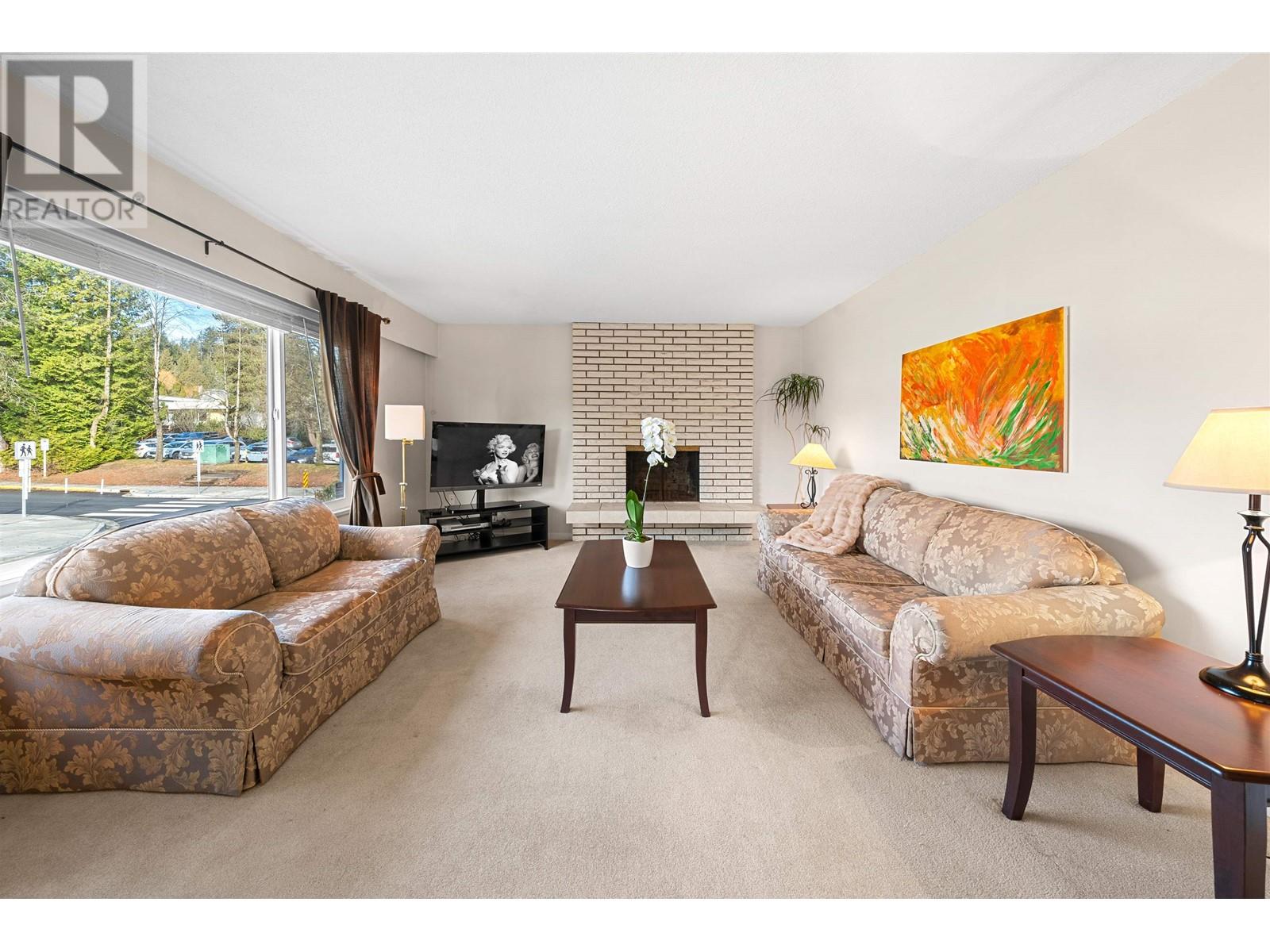 783 Vinedale Road, North Vancouver, British Columbia  V7K 1A1 - Photo 11 - R2971664