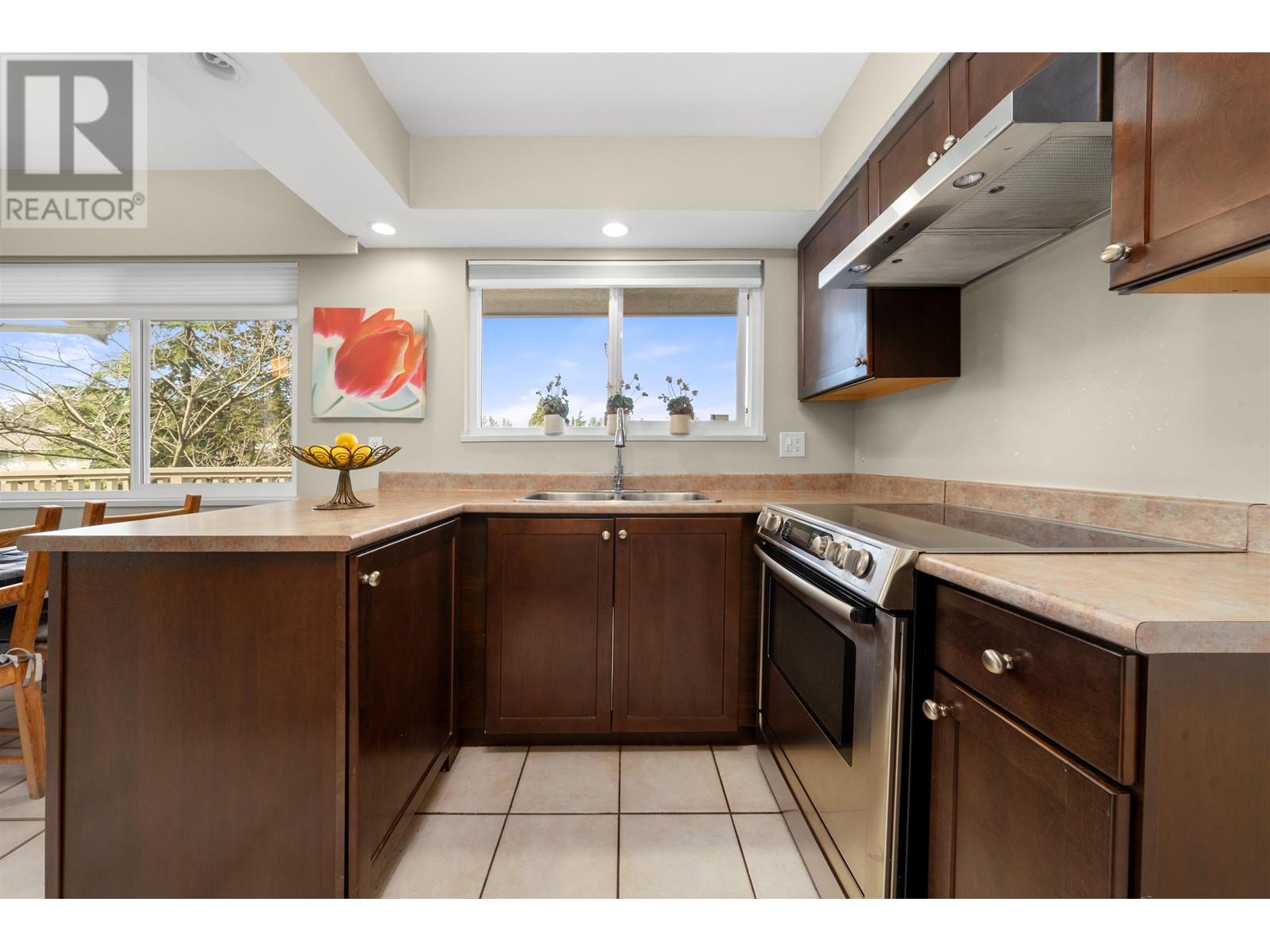 783 Vinedale Road, North Vancouver, British Columbia  V7K 1A1 - Photo 17 - R2971664
