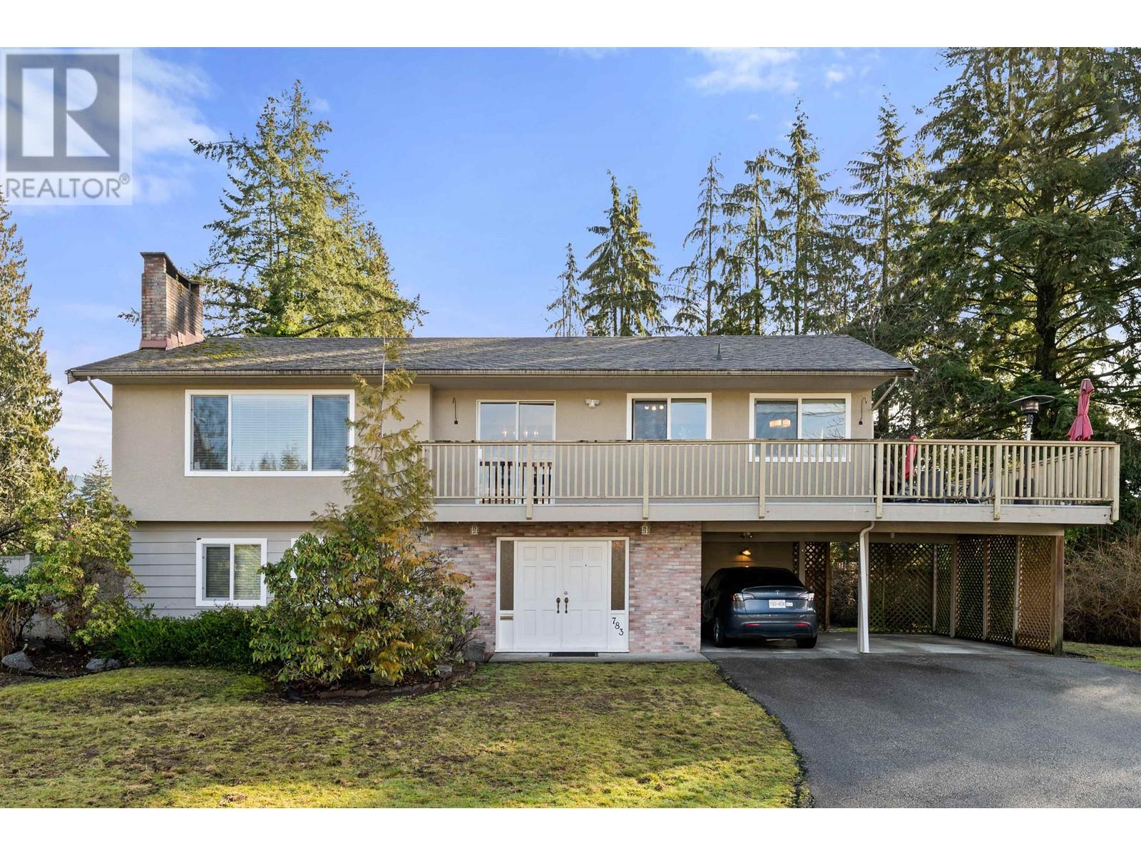 783 Vinedale Road, North Vancouver, British Columbia  V7K 1A1 - Photo 1 - R2971664