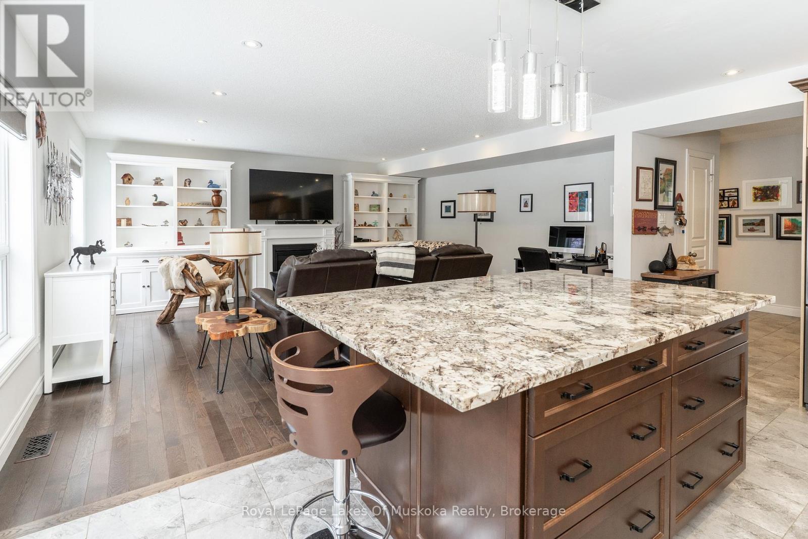 320 Pine Street E, Gravenhurst, Ontario  P1P 1B1 - Photo 13 - X11993224