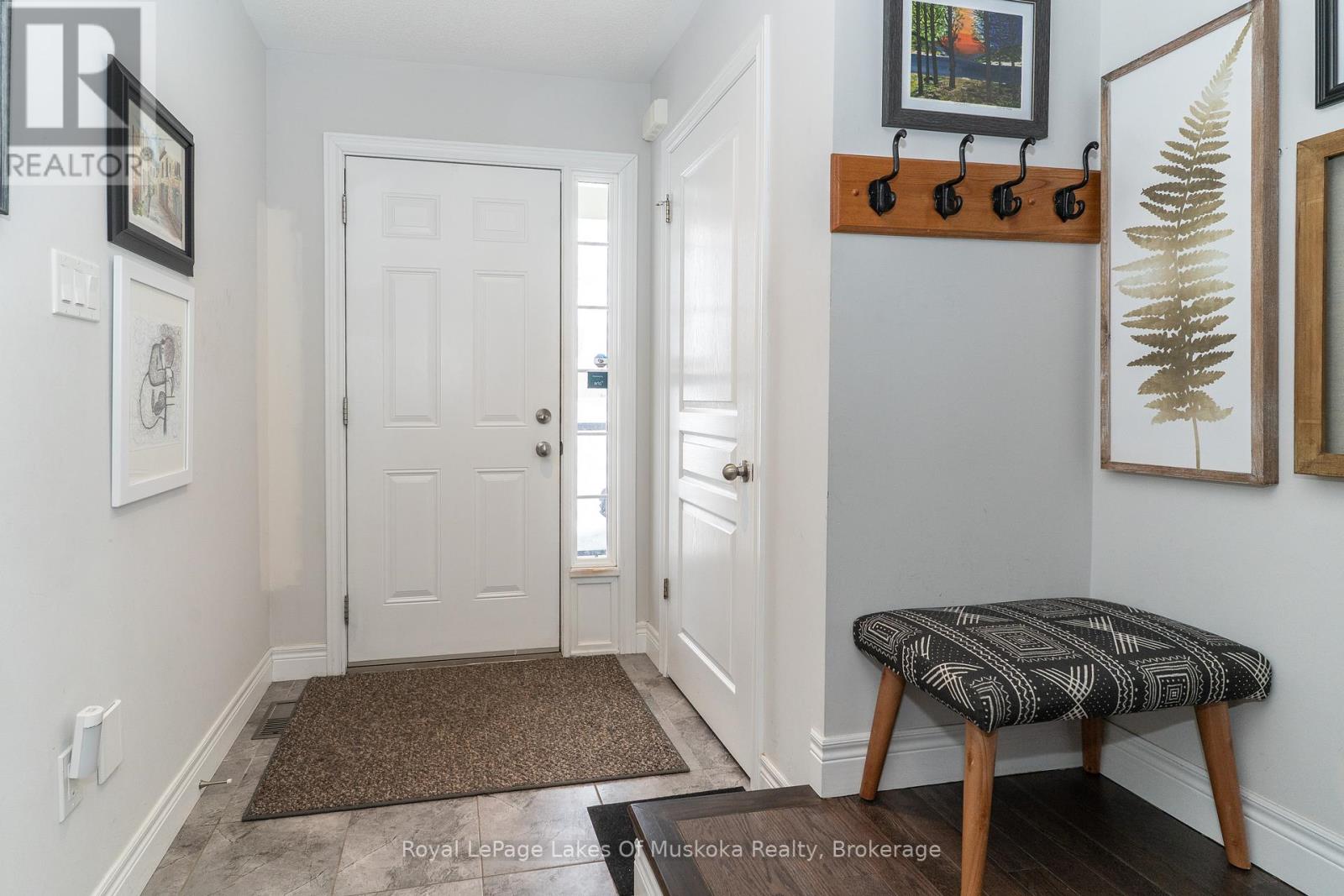 320 Pine Street E, Gravenhurst, Ontario  P1P 1B1 - Photo 7 - X11993224